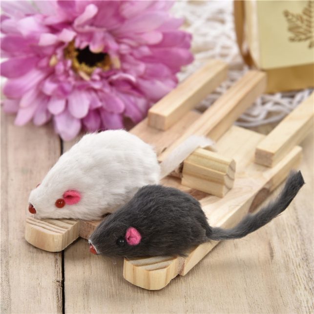 12PCS Cat Toy Mouse Real Fur Mixed Loaded Black White Mouse Toys Cat Teaser Kitty Kitten Funny Sound Squeaky Toys for Cats